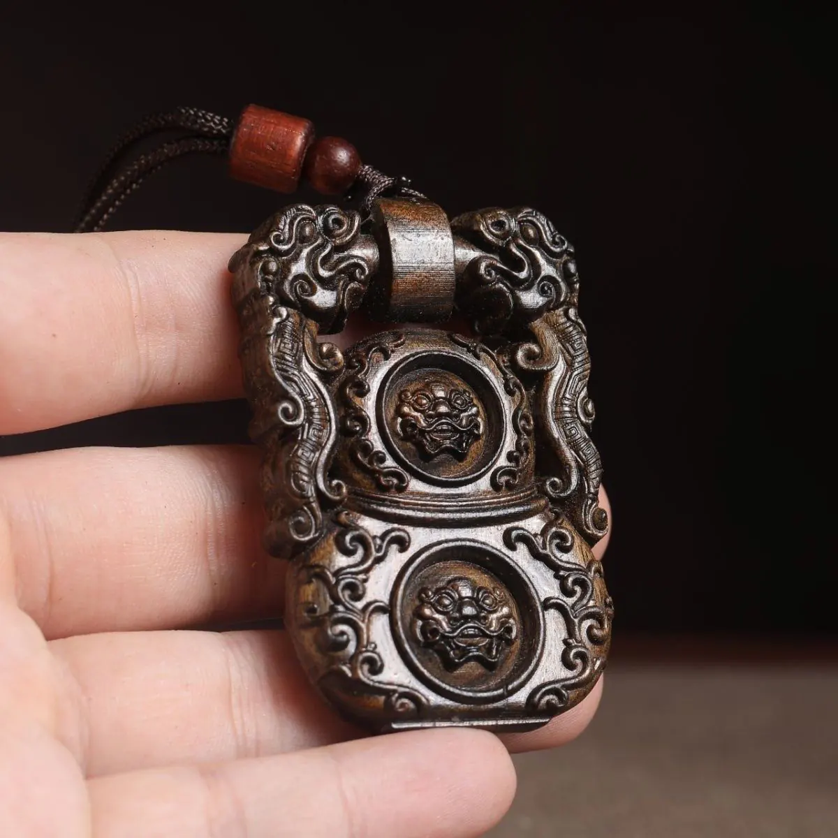 Agarwood Tiger Talisman – 4x6cm (1.6"x2.4") Natural Aromatic Amulet for Protection & Wealth